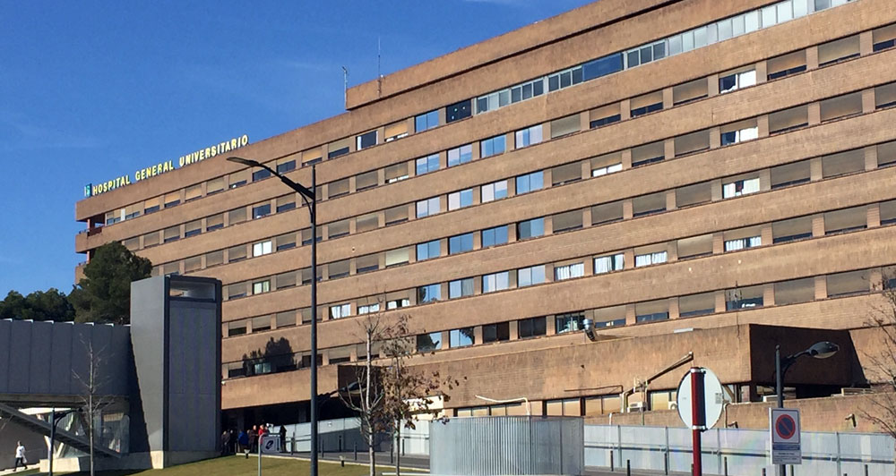 Imagen de la fachada del Hospital para ilustrar la adhesión de Enfermería a la Plataforma.