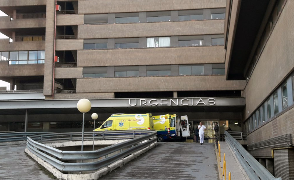 Imagen de la entrada a Urgencias en el Hospital General Universitario de Albacete.