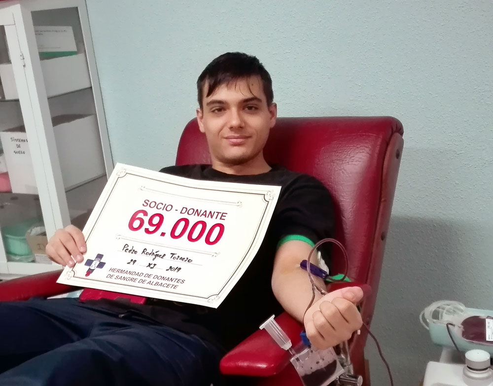 Pedro Rodríguez donante sangre